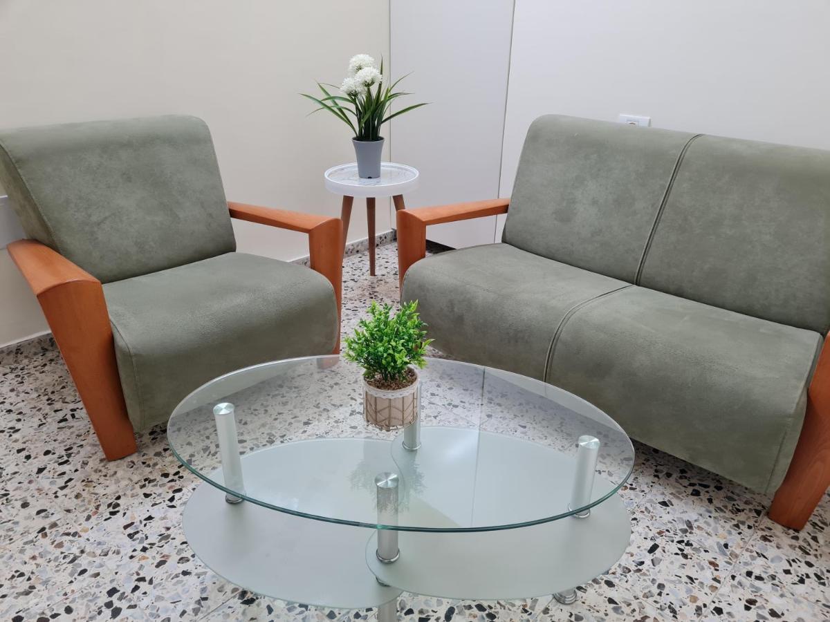 נצרת Rizik'S Guest House מראה חיצוני תמונה